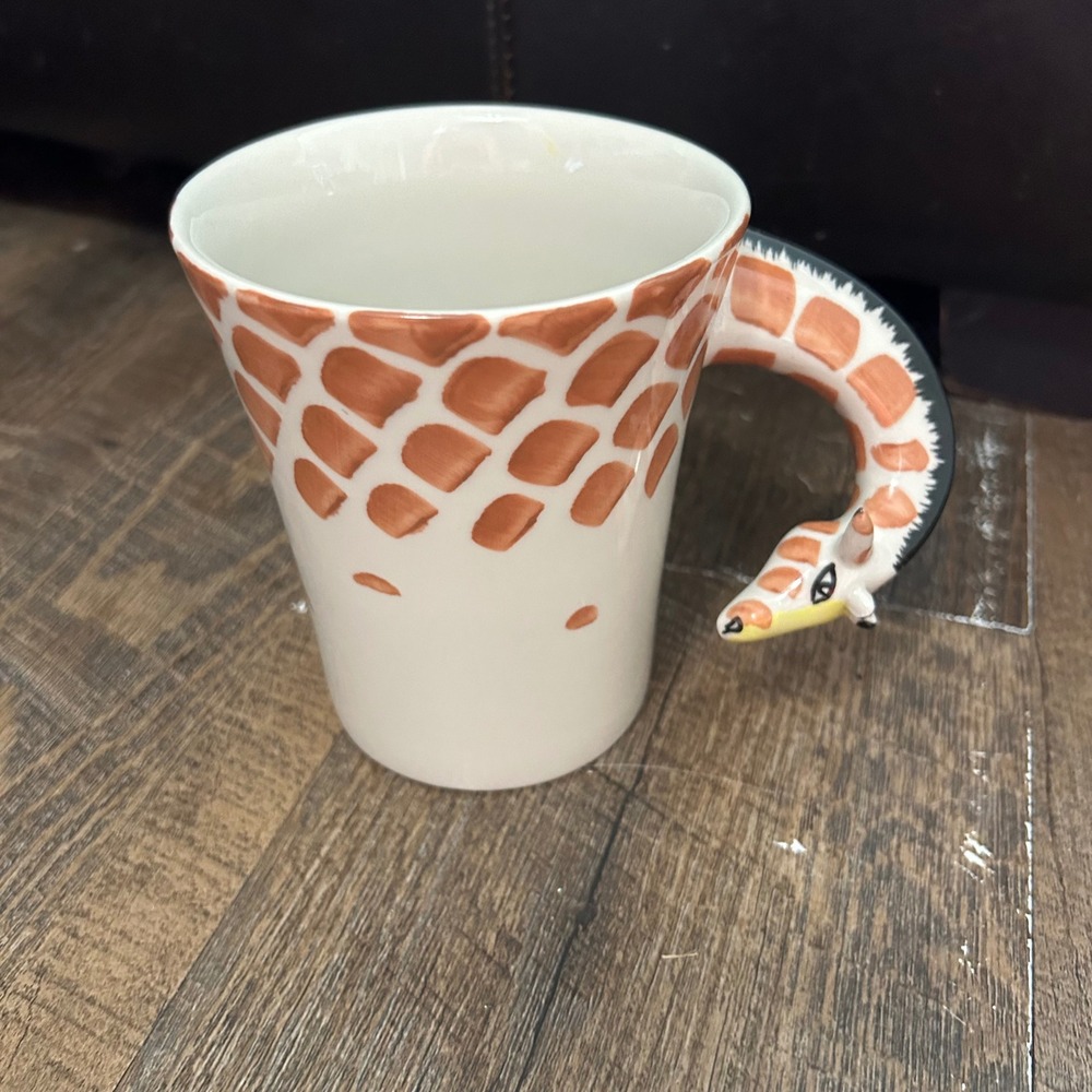 Pier‎ 1 Imports Giraffe Mug Handpainted Stoneware 3D  Safari Coffee Cup